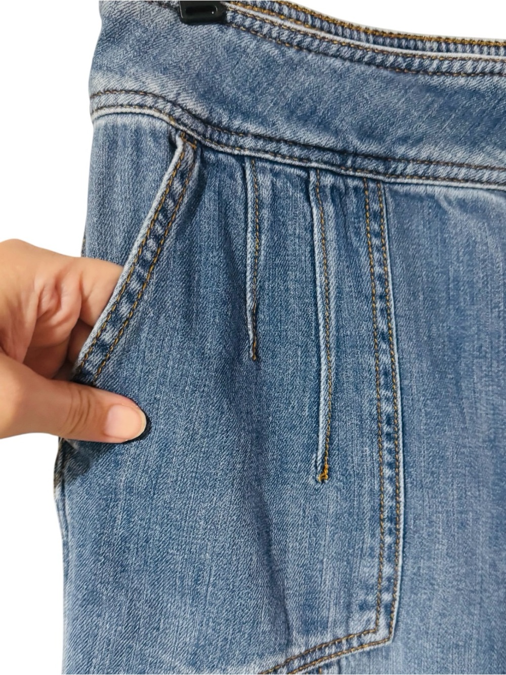 ANTHROPOLOGIE PILCRO and the LETTERPRESS Jeans Ultra High Rise Relaxed Cropped - Picture 7 of 12